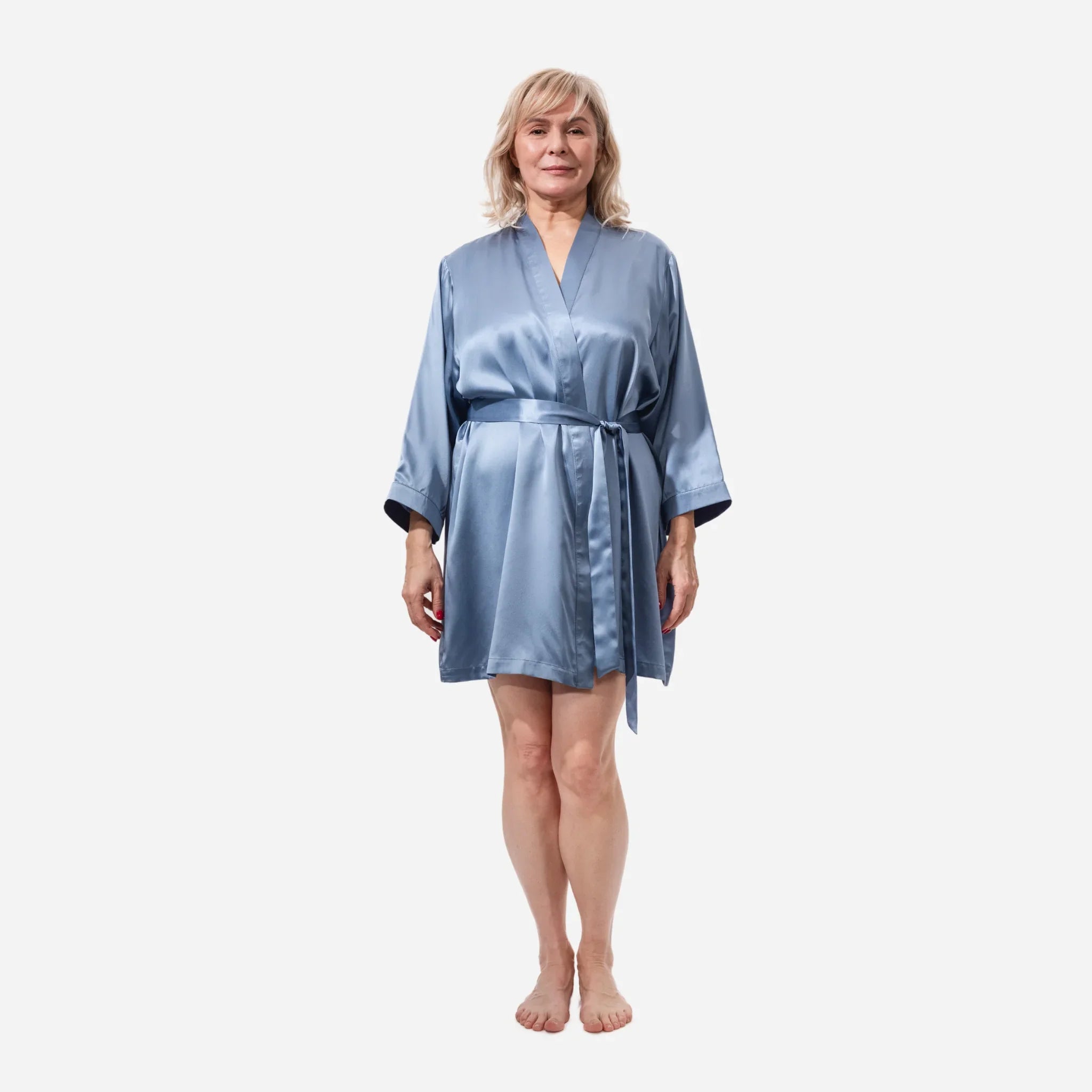 Шовковий халат кімоно для жінок, короткий шовковий халат блакитного кольору, Silk Robe, one size bathrobe, жіночий шовковий халат, комфортний та елегантний для сну і відпочинку, elegant women's sleepwear