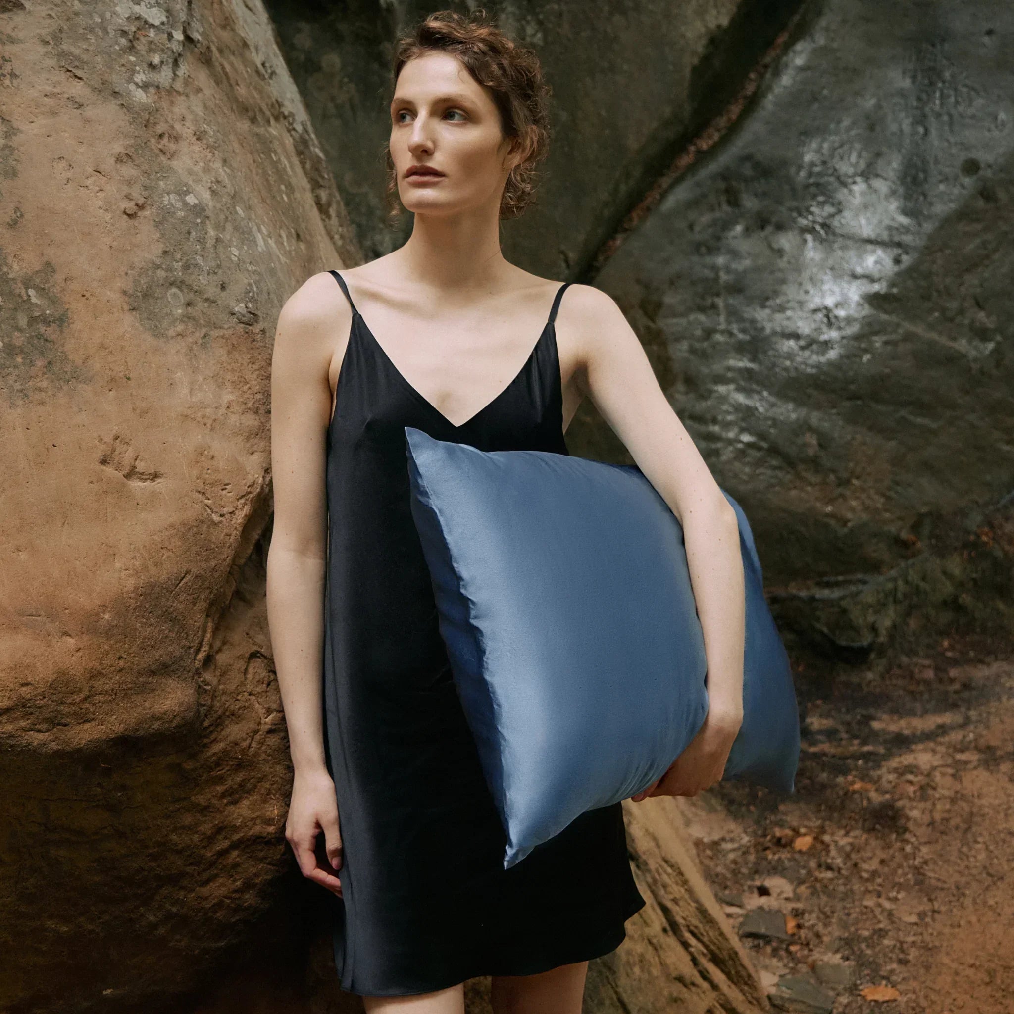 блакитна шовкава наволочка,blue silk pillowcase, голубая шелковая наволочка, Наволочка Шовкова, Silk Pillowcase, Pillowcase, Mulberry Silk Pillowcases, Silk Pillowcase Collection, наволочка шелковая Шовк, Mulberry шовк, Silk, Mulberry Silk, 100Percent Mulberry Silk, 100% шовк, Mulberry шелк, Шелк,постіль, постільна білизна, МОЛОДО, MOLODO, Linens