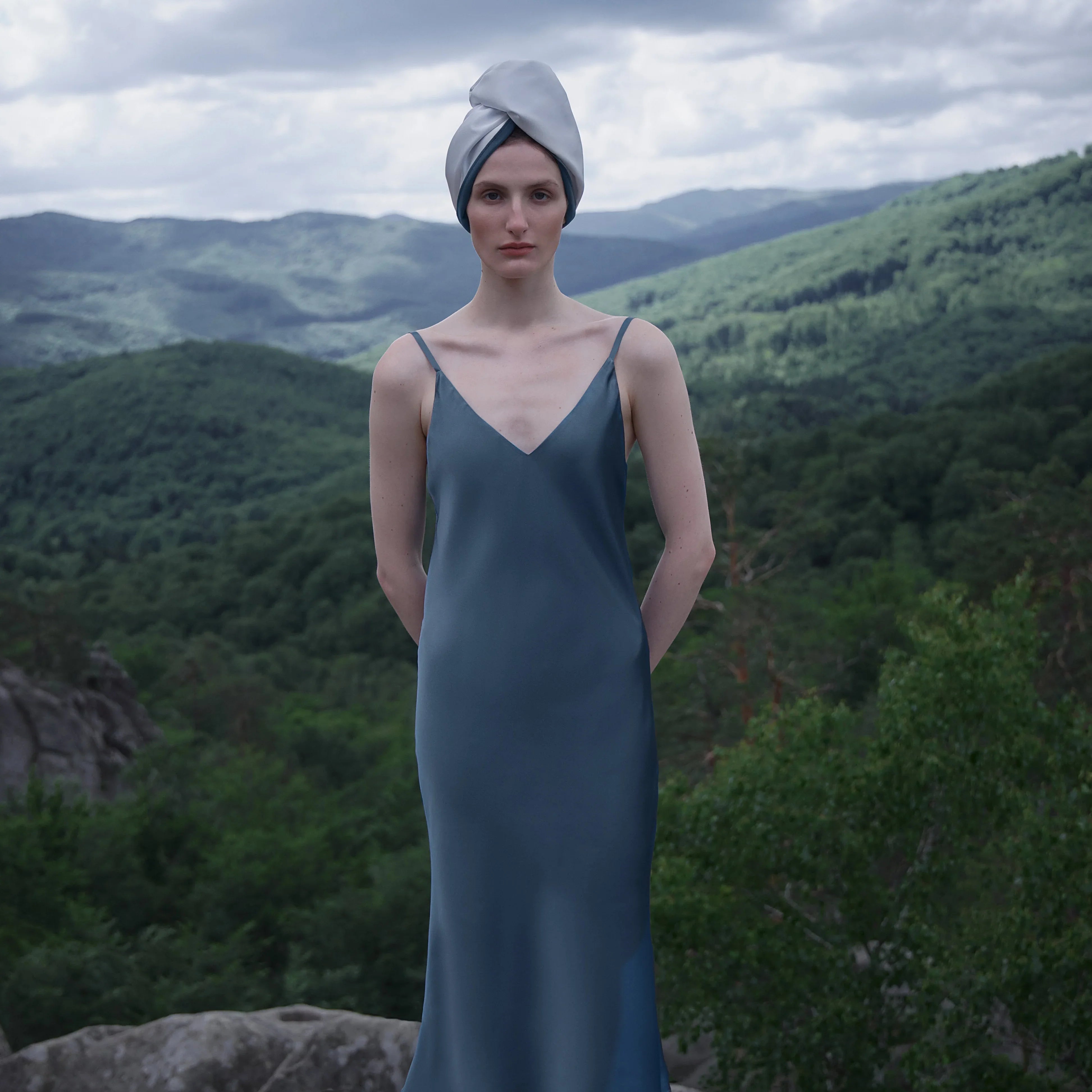 Шовковий тюрбан для вологого волосся – рушник для волосся з шовку Mulberry та мікрофібри – Молочний