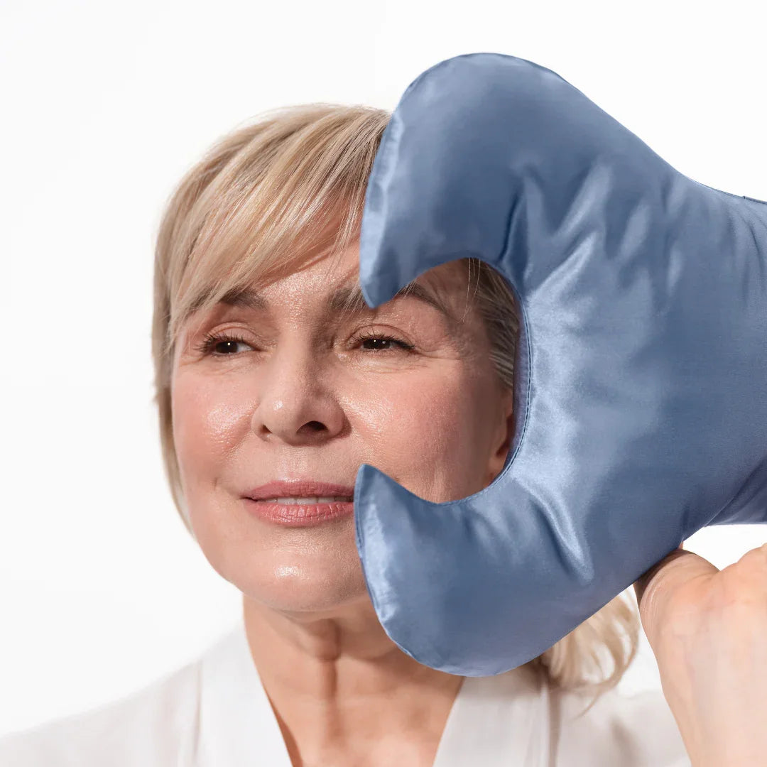 Key anti-aging pillow against wrinkles around the eyes - MOLODO Blue