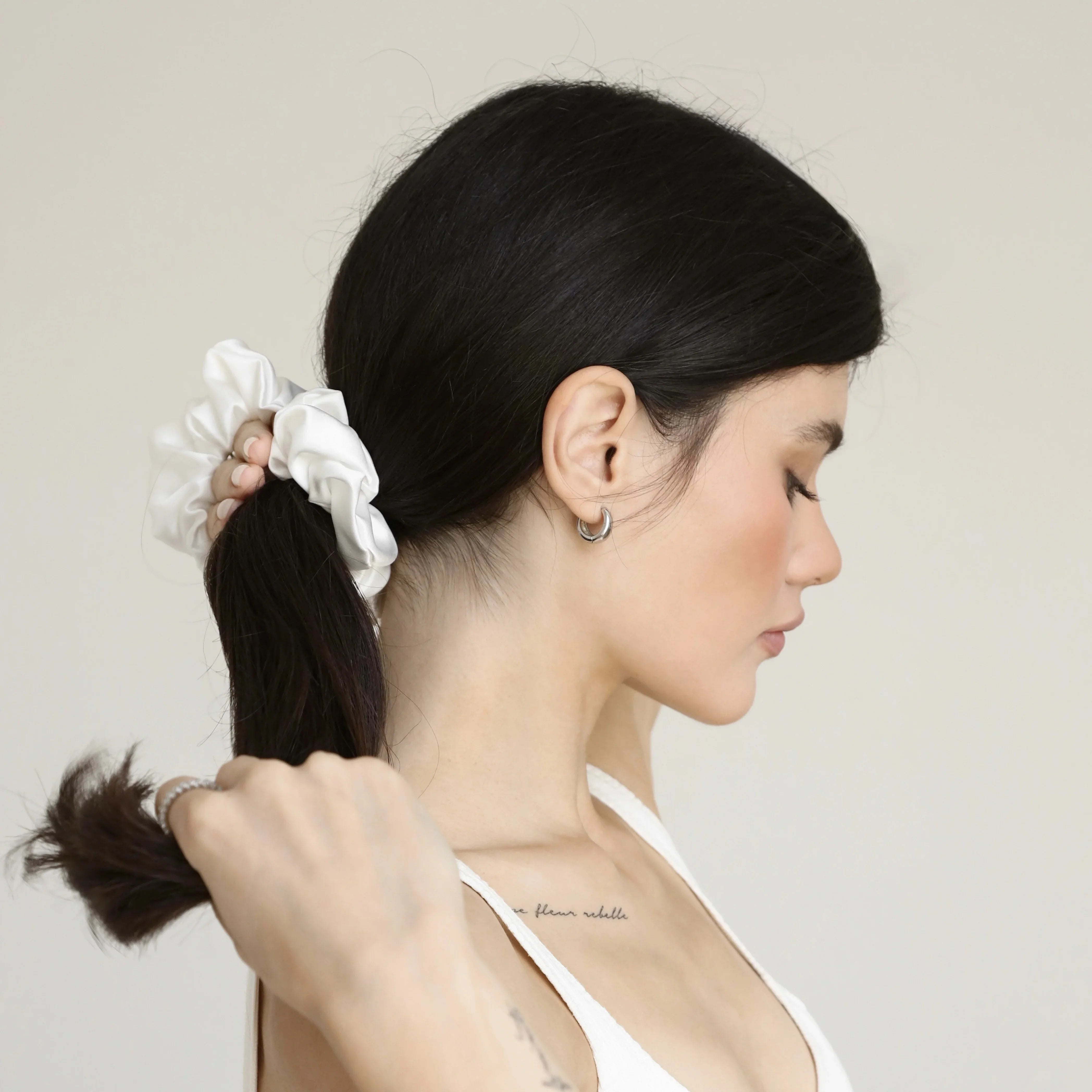 Шовкова резинка L - Молочний