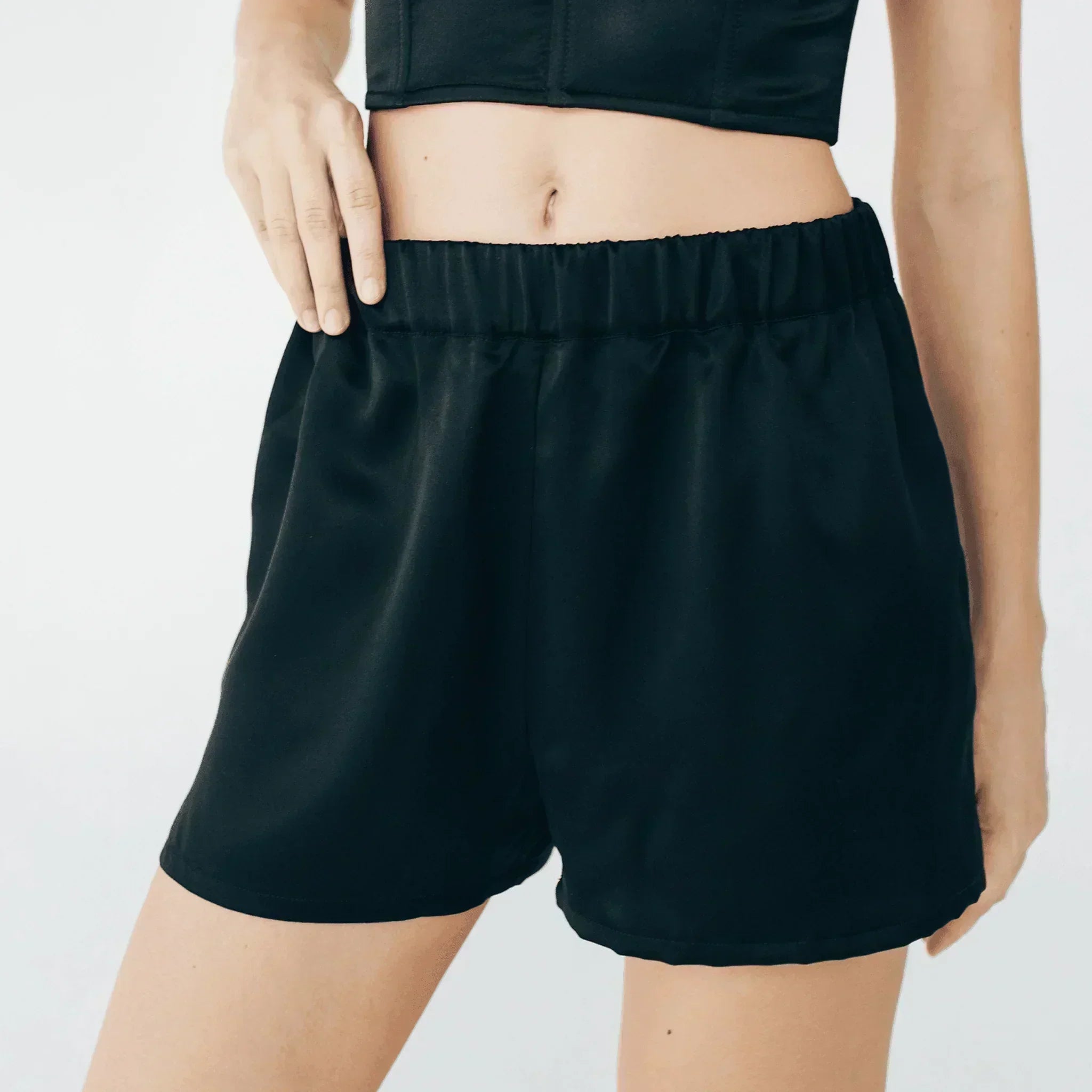 Шовкові шорти, піжамні шорти, шовкова піжама, одял для сну,silk shorts,black shorts, короткі шовкові шорти, легкі шорти, чорні шорти,silk pajama, шорти на резинці,Шовк, Mulberry шовк, Silk, Mulberry Silk, 100Percent Mulberry Silk, 100% шовк, Mulberry шелк, Шелк, МОЛОДО, MOLODO, одяг для сну