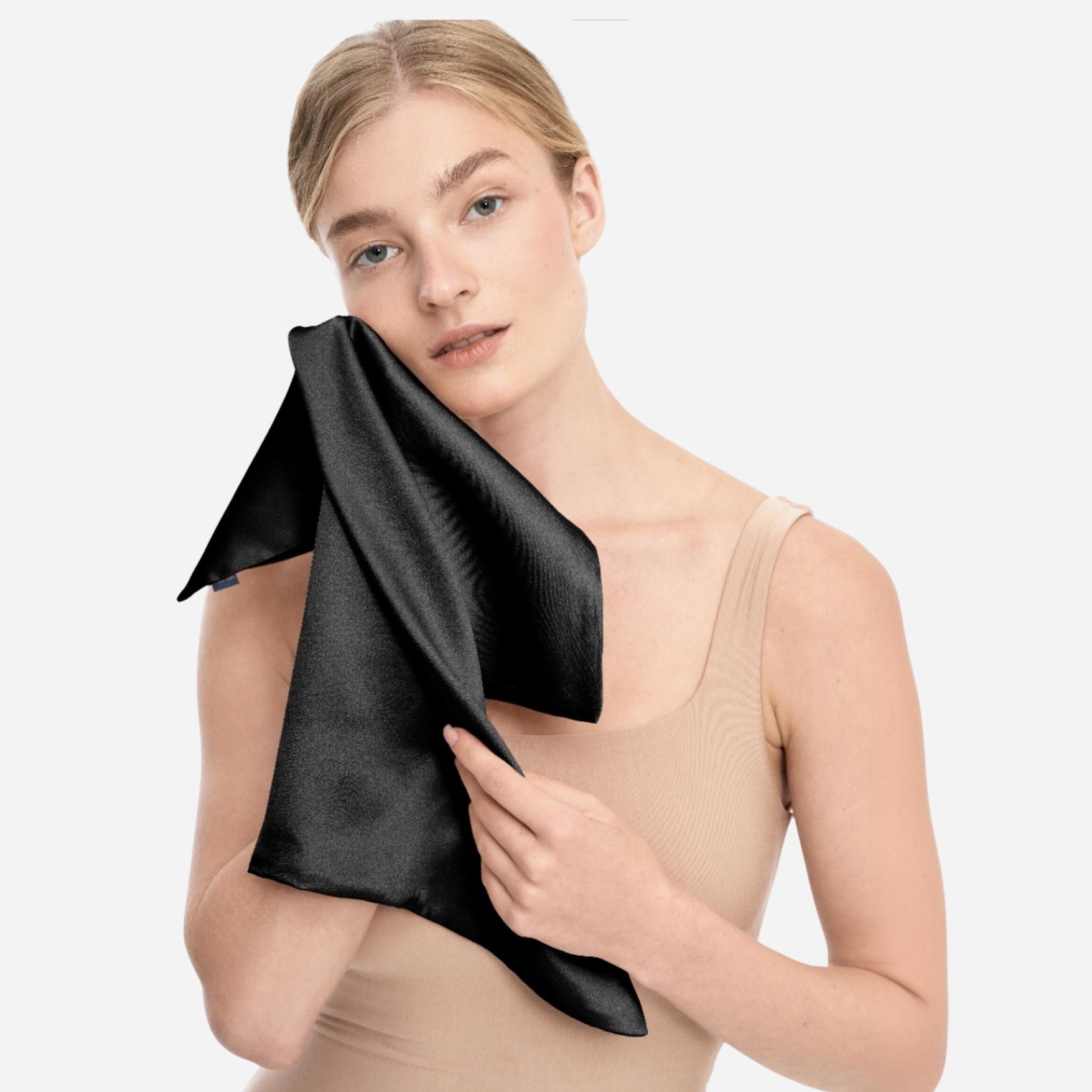 Silk Face Towel 40*40cm - Black