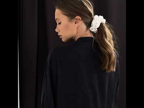 MOLODO™ Silk Scrunchie Maxi, молочная шелковая резинка для волос MOLODO, большая пушистая резинка для волос из натурального шелка, аксессуары для волос MOLODO, відео огляд шовкових резинок MOLODO